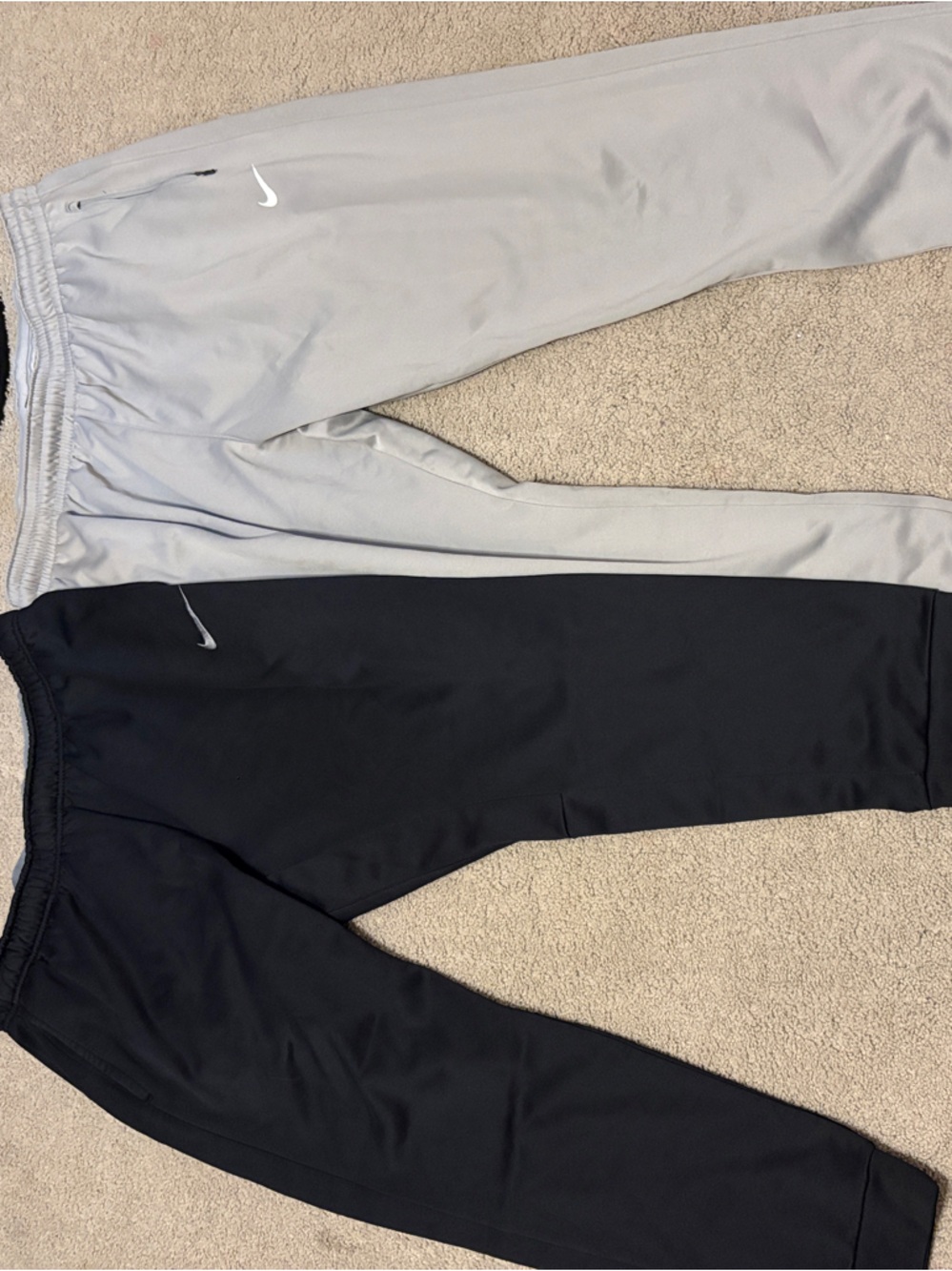 Nike men’s Black & Light Gray Jogger Pants 2-Pack